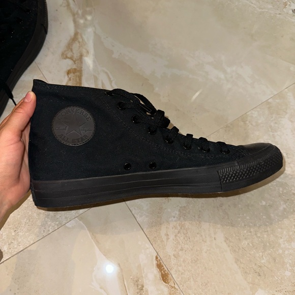 Men’s Black Converse High Tops - Picture 1 of 5